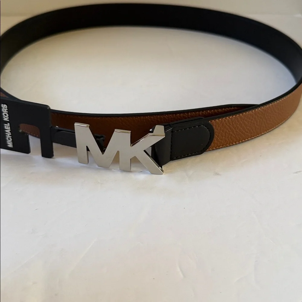 New Michael Kors Men’s MK Design Belt - Picture 5 of 6